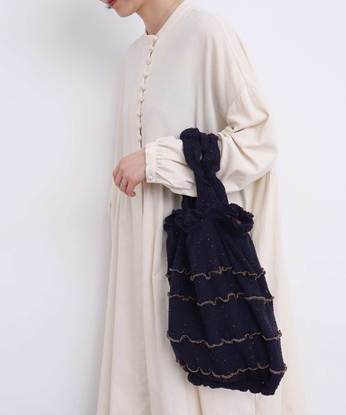 l'atelier du savon（アトリエドサボン）の「カラフルネップ もふもふバッグ（ハンドバッグ・レディース・オフホワイト/ネイビー・FREE）」の19枚目の写真