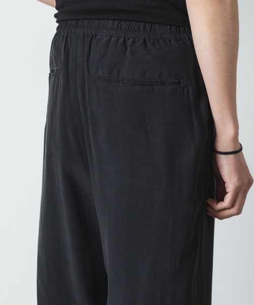ATTACHMENT（アタッチメント）の「CU/RY フィブリルタフタ イージートラウザーズ / CU/RY FIBRIL TAFFETA EASY TROUSERS（スラックス・メンズ・ブラック/ダークグレー・1/2/3）」の6枚目の写真