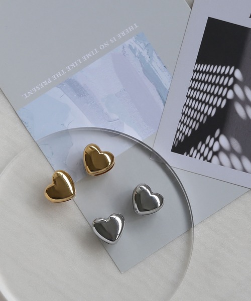 colleca la（コレカラ）の「[stainless]ステンレス・両面ハート ワンタッチピアス〈金属アレルギー対応〉（ピアス（両耳用）・レディース・シルバー/ゴールド・FREE）」の4枚目の写真