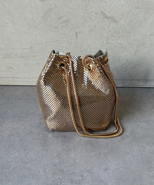 DouDou（ドゥドゥ）の「メタリック巾着（ショルダーバッグ・レディース・ブラック/シルバー/ゴールド・FREE）」の11枚目の写真