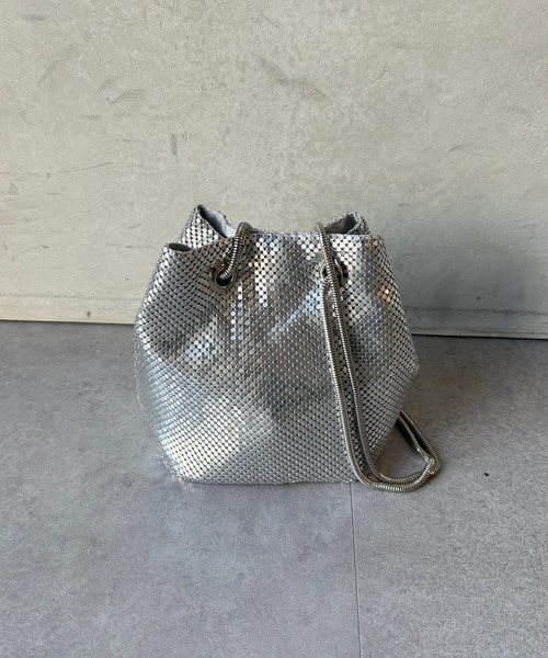 DouDou（ドゥドゥ）の「メタリック巾着（ショルダーバッグ・レディース・ブラック/シルバー/ゴールド・FREE）」の3枚目の写真