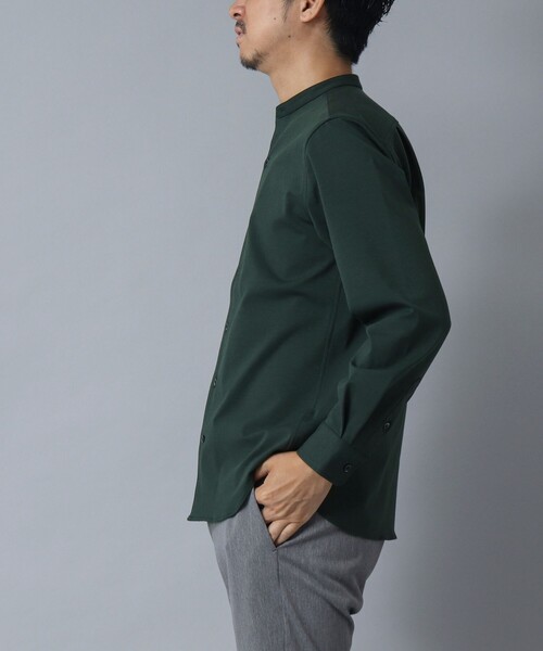 NOLLEY’S（ノーリーズ）の「【ACTIVE SECT】《限定展開 / 透湿 / UVカット》ポンチスリムバンドカラーシャツ（シャツ/ブラウス・メンズ・ブラック/グレー/ダークグリーン・L/M/S）」の6枚目の写真