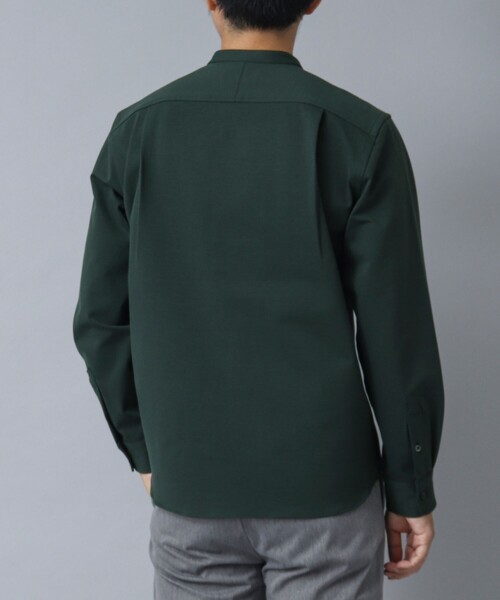 NOLLEY’S（ノーリーズ）の「【ACTIVE SECT】《限定展開 / 透湿 / UVカット》ポンチスリムバンドカラーシャツ（シャツ/ブラウス・メンズ・ブラック/グレー/ダークグリーン・L/M/S）」の7枚目の写真