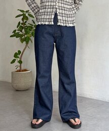 ダメージ加工 ブーツカット デニムジーンズ」に該当するファッション