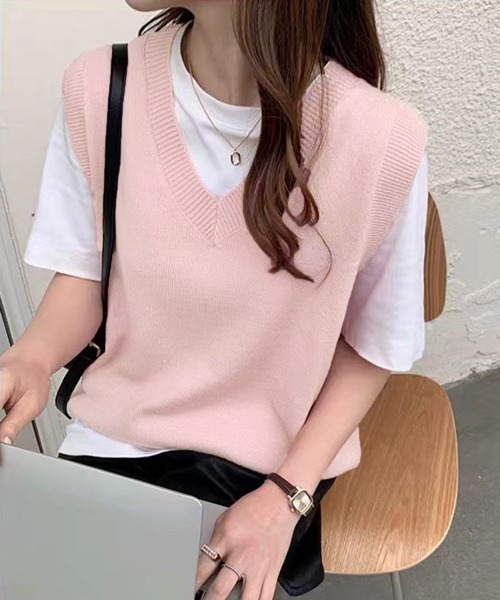 Miniministore(ミニミニストア)の「ニットベスト Vネック 重ね着 春秋冬(ベスト・レディース・ベージュ/ピンク/グレー/アイボリー/ブラック/ライトベージュ・FREE)」の13枚目の写真