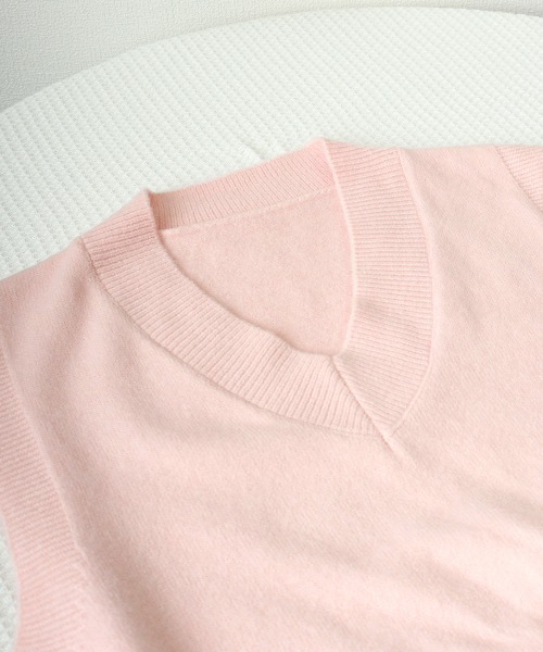 Miniministore(ミニミニストア)の「ニットベスト Vネック 重ね着 春秋冬(ベスト・レディース・ベージュ/ピンク/グレー/アイボリー/ブラック/ライトベージュ・FREE)」の9枚目の写真