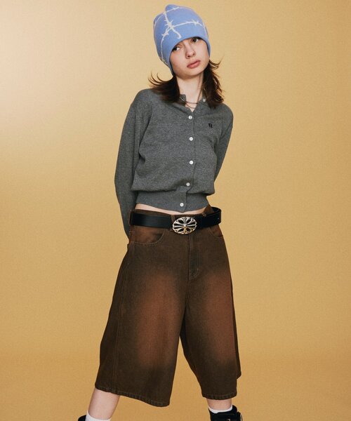 WHO'S WHO gallery（フーズフーギャラリー）の「モチーフシングルビーニー（ニットキャップ/ビーニー・レディース・ブラック/サックスブルー/チャコールグレー・FREE）」の4枚目の写真