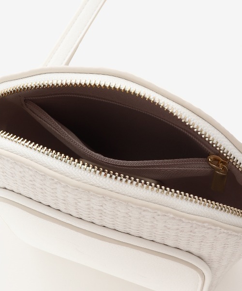 & chouette（アンドシュエット）の「かごバッグ風 ショルダーバッグ（ショルダーバッグ・レディース・オフホワイト/ブラック/黄緑系・FREE）」の9枚目の写真