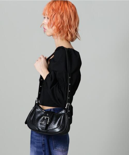 SIS(エスアイエス)の「【WEB限定】SIS/エスアイエス/ベルトショルダーバック(トートバッグ・レディース・ホワイト/ブラック/シルバー・F)」の22枚目の写真