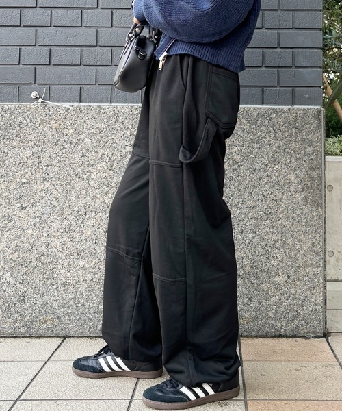 ISOOK(アイスー)の「【ISOOK / アイスー】シームデザインスウェットパンツ / ジョガーパンツ ワイドパンツ バレルパンツ ブロークコア ZOZOTOWN限定(スウェットパンツ・レディース・ブラック/グレー・FREE)」の2枚目の写真