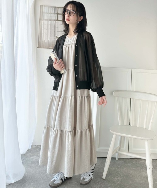 classicalelf(クラシカルエルフ)の「今季トレンドのシアー素材。オーガンジーボリュームスリーブカーディガン(長袖) 紫外線・日焼け対策/冷房対策(カーディガン/ボレロ・レディース・ブラック/グレイッシュベージュ・X-LARGE/SMALL/MEDIUM/LARGE)」の5枚目の写真