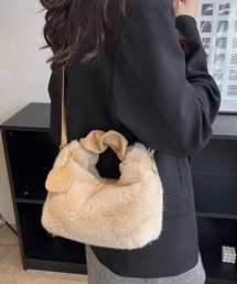 STYLEBLOCK（スタイルブロック）の「チャーム付き2WAYミニフェイクファーショルダーバッグ（ショルダーバッグ）」