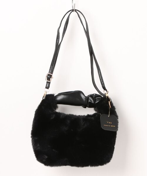 STYLEBLOCK（スタイルブロック）の「チャーム付き2WAYミニフェイクファーショルダーバッグ（ショルダーバッグ・レディース・ブラック/カーキ/ブラウン系その他/オフホワイト/ピンク・FREE）」の10枚目の写真