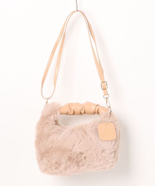 STYLEBLOCK（スタイルブロック）の「チャーム付き2WAYミニフェイクファーショルダーバッグ（ショルダーバッグ・レディース・ブラック/カーキ/ブラウン系その他/オフホワイト/ピンク・FREE）」の11枚目の写真