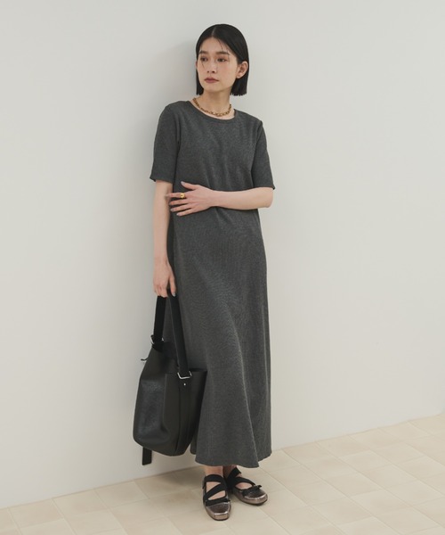 Shelly island（シェリーアイランド）の「カップ付バックデザインサーマルワンピ（ワンピース・レディース・ブラック/チャコールグレー・FREE）」の16枚目の写真