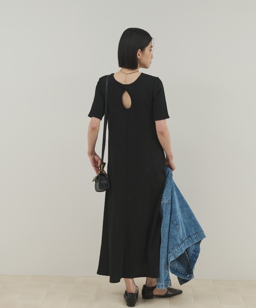 Shelly island（シェリーアイランド）の「カップ付バックデザインサーマルワンピ（ワンピース・レディース・ブラック/チャコールグレー・FREE）」の11枚目の写真