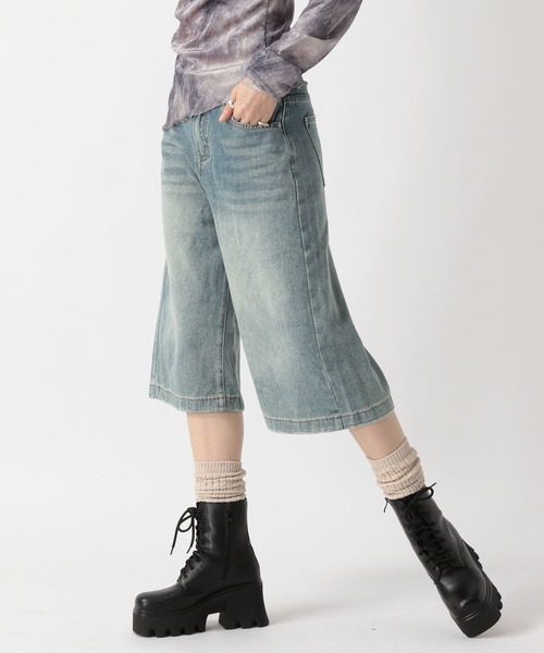 FOREVER 21（フォーエバー トゥエンティーワン）の「【2025SS】加工デニムハーフパンツ（デニムパンツ・レディース・ブルー/ブラック・MEDIUM/SMALL）」の4枚目の写真