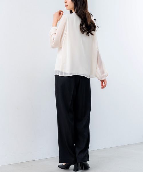 ANNA LUNA(アンナルナ)の「【ANNA LUNA】オケージョン にも◎ 裏地付き で 透けない ボータイブラウス!(シャツ/ブラウス・レディース・ベージュ/オフホワイト・MEDIUM)」の18枚目の写真