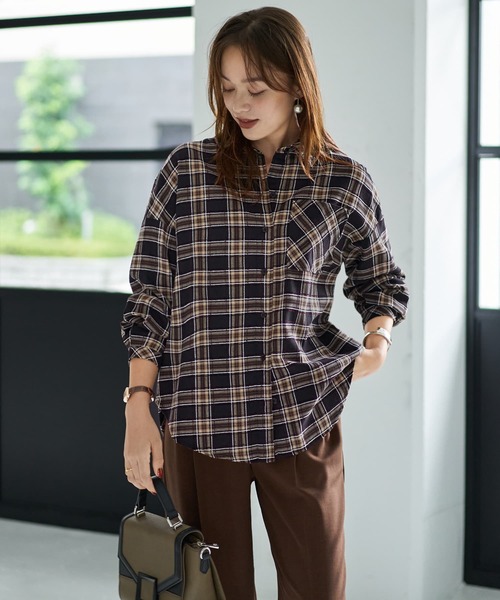STYLE DELI(スタイルデリ)の「立体ステッチチェック柄シャツ(シャツ/ブラウス・レディース・ブラック系その他/ベージュ系その他・FREE)」の1枚目の写真