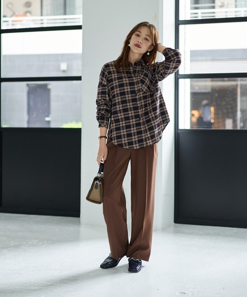 STYLE DELI(スタイルデリ)の「立体ステッチチェック柄シャツ(シャツ/ブラウス・レディース・ブラック系その他/ベージュ系その他・FREE)」の3枚目の写真