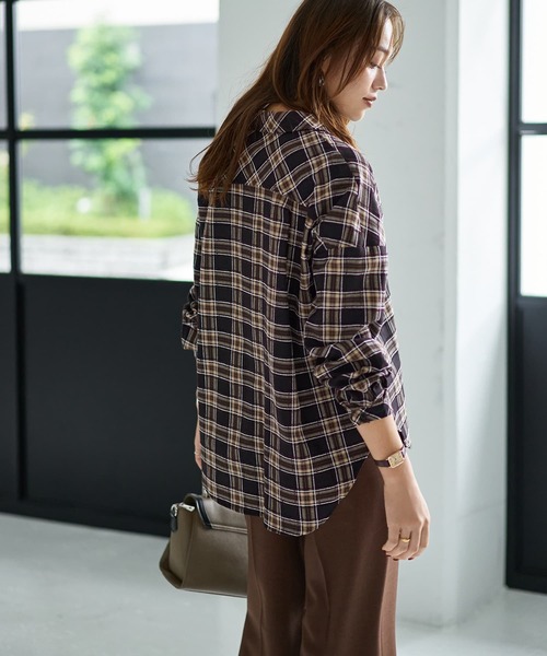 STYLE DELI(スタイルデリ)の「立体ステッチチェック柄シャツ(シャツ/ブラウス・レディース・ブラック系その他/ベージュ系その他・FREE)」の8枚目の写真