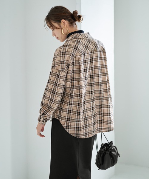 STYLE DELI(スタイルデリ)の「立体ステッチチェック柄シャツ(シャツ/ブラウス・レディース・ブラック系その他/ベージュ系その他・FREE)」の21枚目の写真