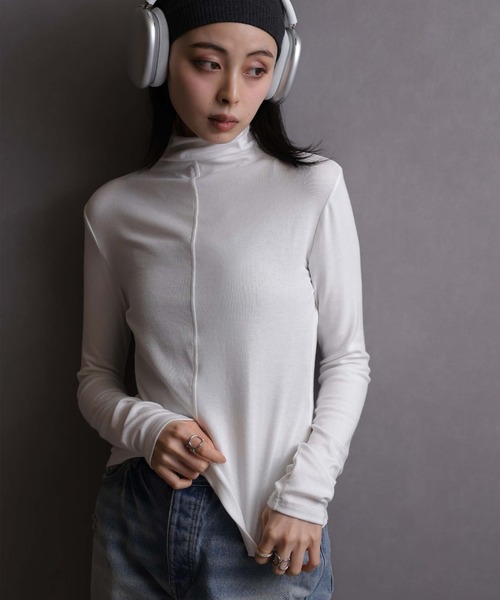 Ulysses(ユリシス)の「ハイネックカットソー(Tシャツ/カットソー・レディース・ホワイト/ブラック・M/L)」の3枚目の写真