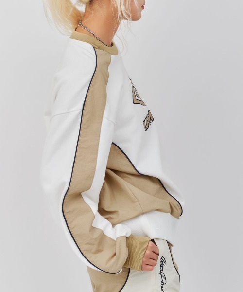 UMBRO（アンブロ）の「UMBRO × atmos pink Sweat Top / アンブロ アトモスピンク スウェット トップ 【SP】（スウェット・レディース・ブラック/ベージュ/バーガンディー・M/S）」の4枚目の写真