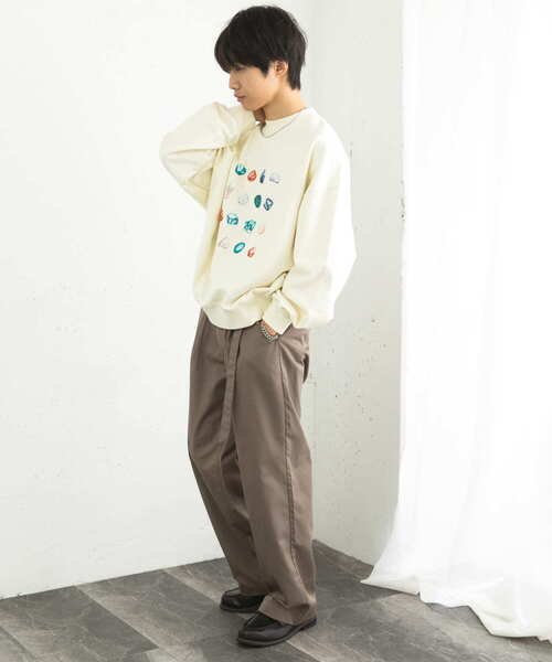 SENSE OF PLACE by URBAN RESEARCH(センスオブプレイスバイアーバンリサーチ)の「Gem Stone Cropped Sweat(スウェット・メンズ・ブラック/グレー/アイボリー・MEDIUM/LARGE)」の5枚目の写真