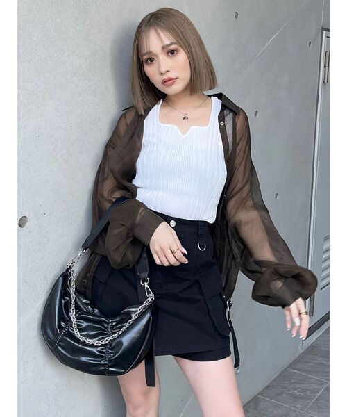 MURUA（ムルーア）の「ロゴモチーフギャザーショルダーバッグ（ショルダーバッグ・レディース・ブラック/シルバー・FREE）」の5枚目の写真