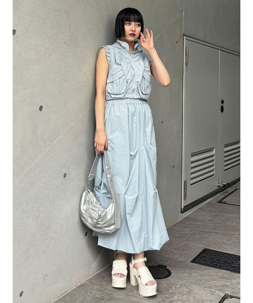 MURUA（ムルーア）の「ロゴモチーフギャザーショルダーバッグ（ショルダーバッグ・レディース・ブラック/シルバー・FREE）」の15枚目の写真