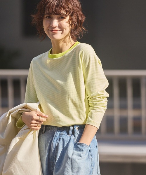 AMERICAN HOLIC(アメリカンホリック)の「クルーネックカットプルオーバー(Tシャツ/カットソー・レディース・オフホワイト/ブラック/イエロー/レッド・L/M/S)」の3枚目の写真