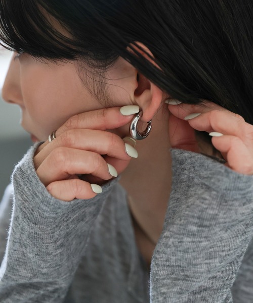 select MOCA（セレクトモカ）の「カーブラインメタルイヤリング（イヤリング・レディース・ゴールド/シルバー・FREE）」の11枚目の写真