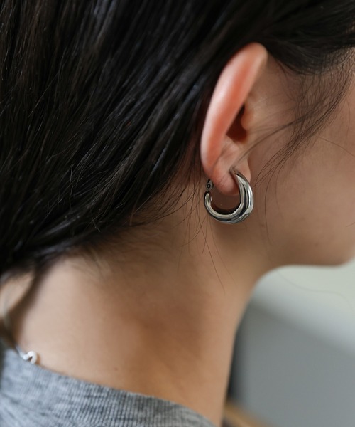 select MOCA（セレクトモカ）の「カーブラインメタルイヤリング（イヤリング・レディース・ゴールド/シルバー・FREE）」の14枚目の写真