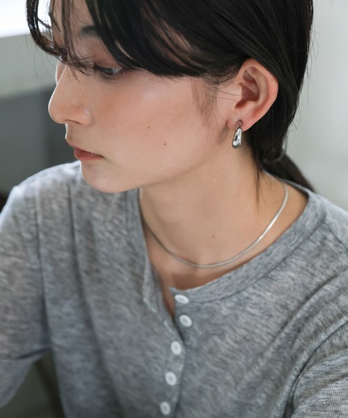 select MOCA（セレクトモカ）の「カーブラインメタルイヤリング（イヤリング・レディース・ゴールド/シルバー・FREE）」の12枚目の写真