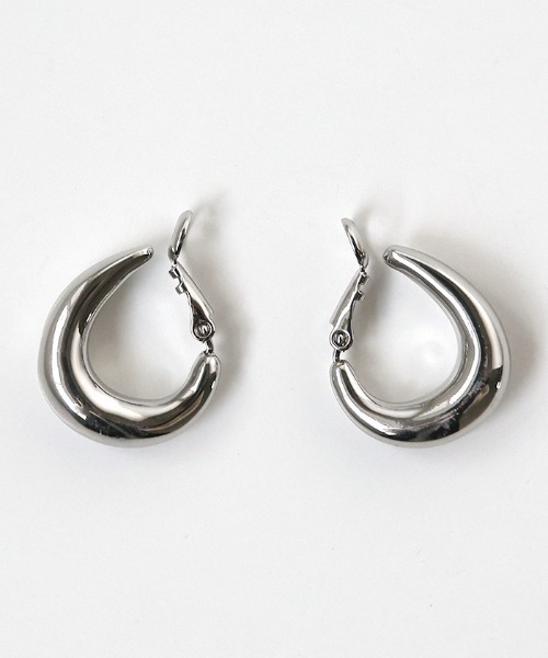 select MOCA（セレクトモカ）の「カーブラインメタルイヤリング（イヤリング・レディース・ゴールド/シルバー・FREE）」の17枚目の写真