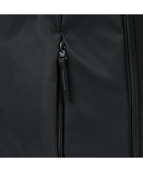 無印良品（ムジルシリョウヒン）の「肩の負担を軽くする　撥水ナイロンビジネスリュックサック（バックパック/リュック・レディース・ブラック・FREE）」の7枚目の写真