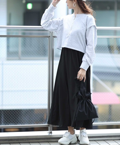 Sawa a la mode(サワアラモード)の「ショート丈スウェットとワンピースのセットアップ(ワンピース・レディース・グレー・FREE)」の1枚目の写真