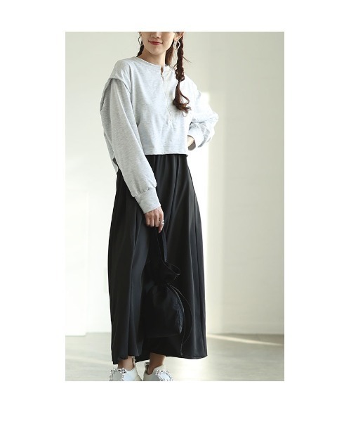 Sawa a la mode(サワアラモード)の「ショート丈スウェットとワンピースのセットアップ(ワンピース・レディース・グレー・FREE)」の7枚目の写真