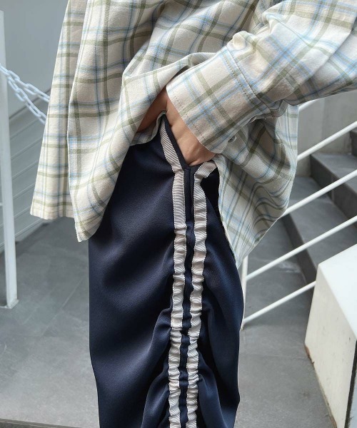 F i.n.t（フィント）の「ドロストリボントラックパンツ/fint　フィント（その他パンツ・レディース・グレー/ネイビー・FREE）」の5枚目の写真