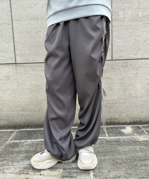 F i.n.t（フィント）の「ドロストリボントラックパンツ/fint　フィント（その他パンツ・レディース・グレー/ネイビー・FREE）」の8枚目の写真