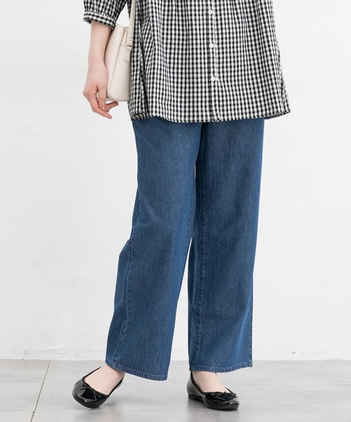 Honeys（ハニーズ）の「デニムイージーパンツ（デニムパンツ・レディース・ブラック/ライトブルー/ライトインディゴブルー/アイボリー・M/LL/L/3L/S）」の4枚目の写真