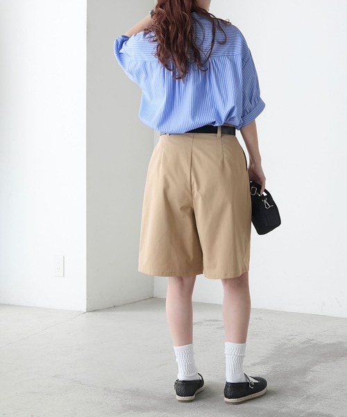 BONLECILL（ボンルシール）の「フラワーレースボリュームスリーブバンドカラーシャツ（シャツ/ブラウス・レディース・ブルー/オフホワイト/ライトグレー/ネイビー/グレー/ネイビー系1/チャコールグレー・FREE）」の8枚目の写真