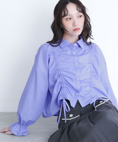 somari imagination(ソマリ イマジネーション)の「『ドロストリボンブラウス』(シャツ/ブラウス・レディース・ブルー/チャコール・2/1)」の1枚目の写真