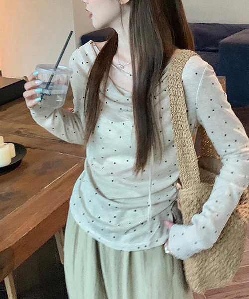 HALEY PESCA(ヘーリーペスカ)の「HALEY PESCA/チョーカーリボン ボートネック ドット柄トップス(Tシャツ/カットソー・レディース・グレー/アイボリー・FREE)」の4枚目の写真