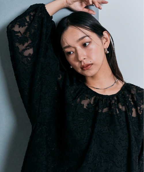 W:Huku（フーク）の「【W:Huku / ジャガード レース】シアー リボン 2way ブラウス（シャツ/ブラウス・レディース・オフホワイト/ブラック/ライトグレー・M/L）」の21枚目の写真