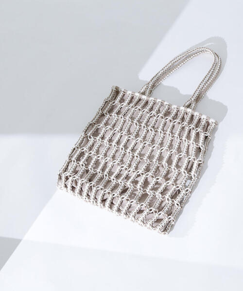 NATURAL BEAUTY BASIC（ナチュラルビューティーベーシック）の「◇【Oggi掲載】バイカラーマクラメトートバッグ（トートバッグ・レディース・ブラック/ベージュ/ラベンダー・ﾌﾘ-）」の3枚目の写真