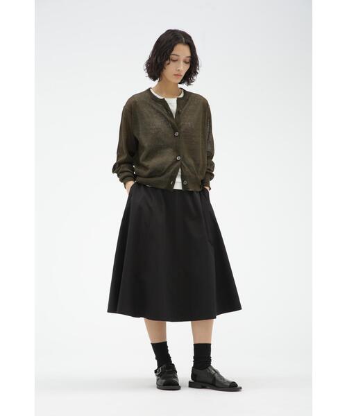 MARGARET HOWELL(マーガレットハウエル)の「SOFT COMPACT COTTON(スカート・レディース・ブラック/グリーン・1/3/0/2)」の11枚目の写真