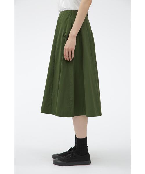 MARGARET HOWELL(マーガレットハウエル)の「SOFT COMPACT COTTON(スカート・レディース・ブラック/グリーン・1/3/0/2)」の7枚目の写真
