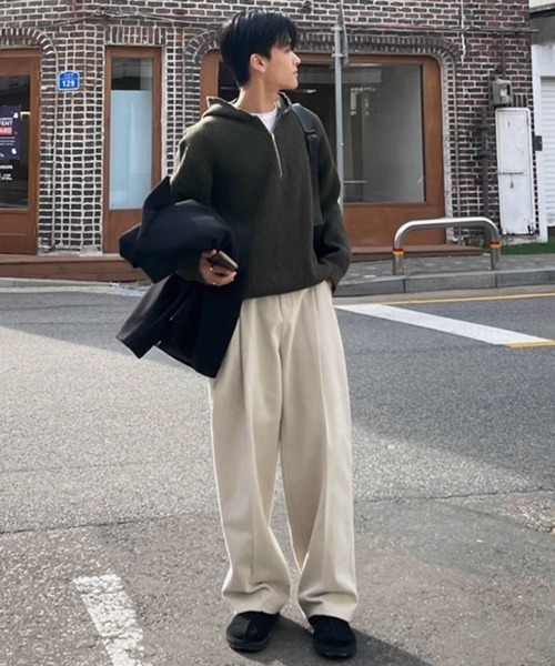 NOWLE（ノウル）の「【NOWLE】ワンタック リラックス コットン スラックス（スラックス・メンズ・オフホワイト/ブラック/ブラウン・MEDIUM/LARGE/X-LARGE）」の5枚目の写真